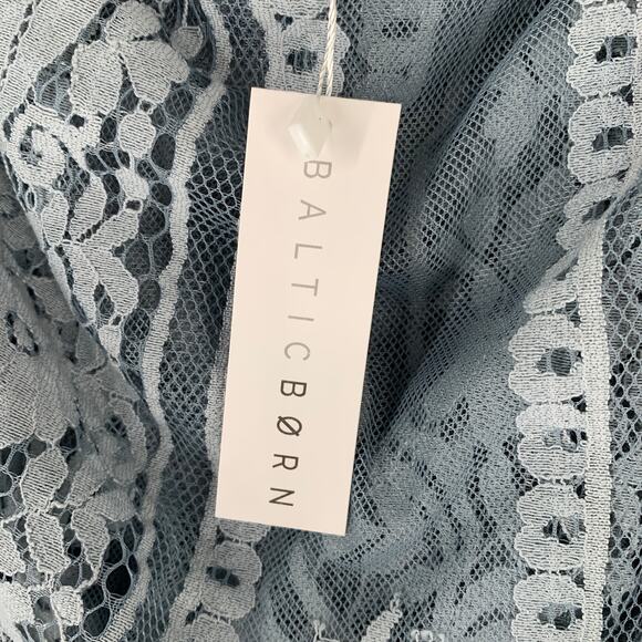 Elegant Blue Lace Women Dress - Picture 4 of 12